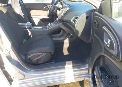 2015 Chrysler 200 Limited из США, поврежденный, VIN 1C3CCCAB3FN542361